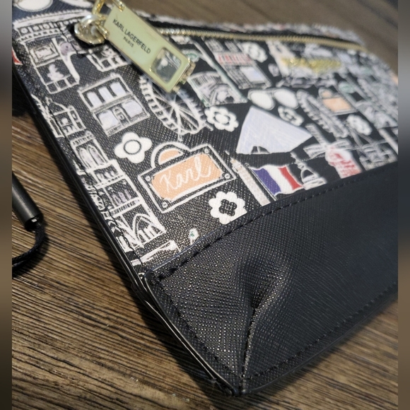 KARL LAGERFELD WRISTLET DOUBLE ZIP Multi Paris Icons NWT - Picture 3 of 16